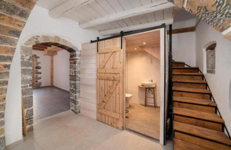 Epano Elounda MIT VIDEO: Kreta, Epano Elounda: Zwei wunderschöne nebeneinander liegende Steinhäuser im traditionellen Dorf Haus kaufen